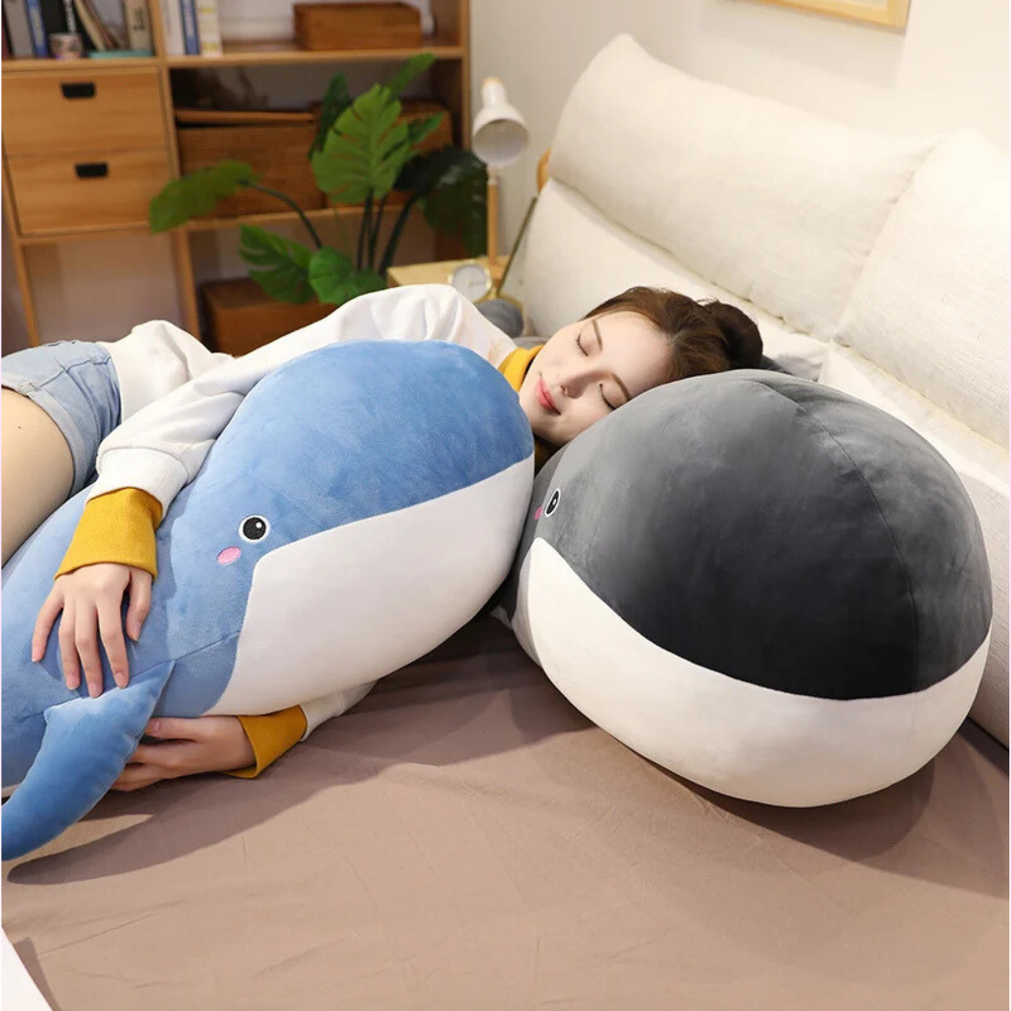 Huge Whale Plush – Giant Stuffed Animal, Cute Whale Plush Toy, Soft Fluffy Sea Animal for Kids & Adults
